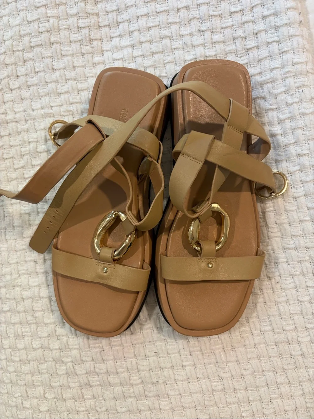Zara Tan Leather Platform Sandals with Gold Ring Detail - Picture 5 of 9